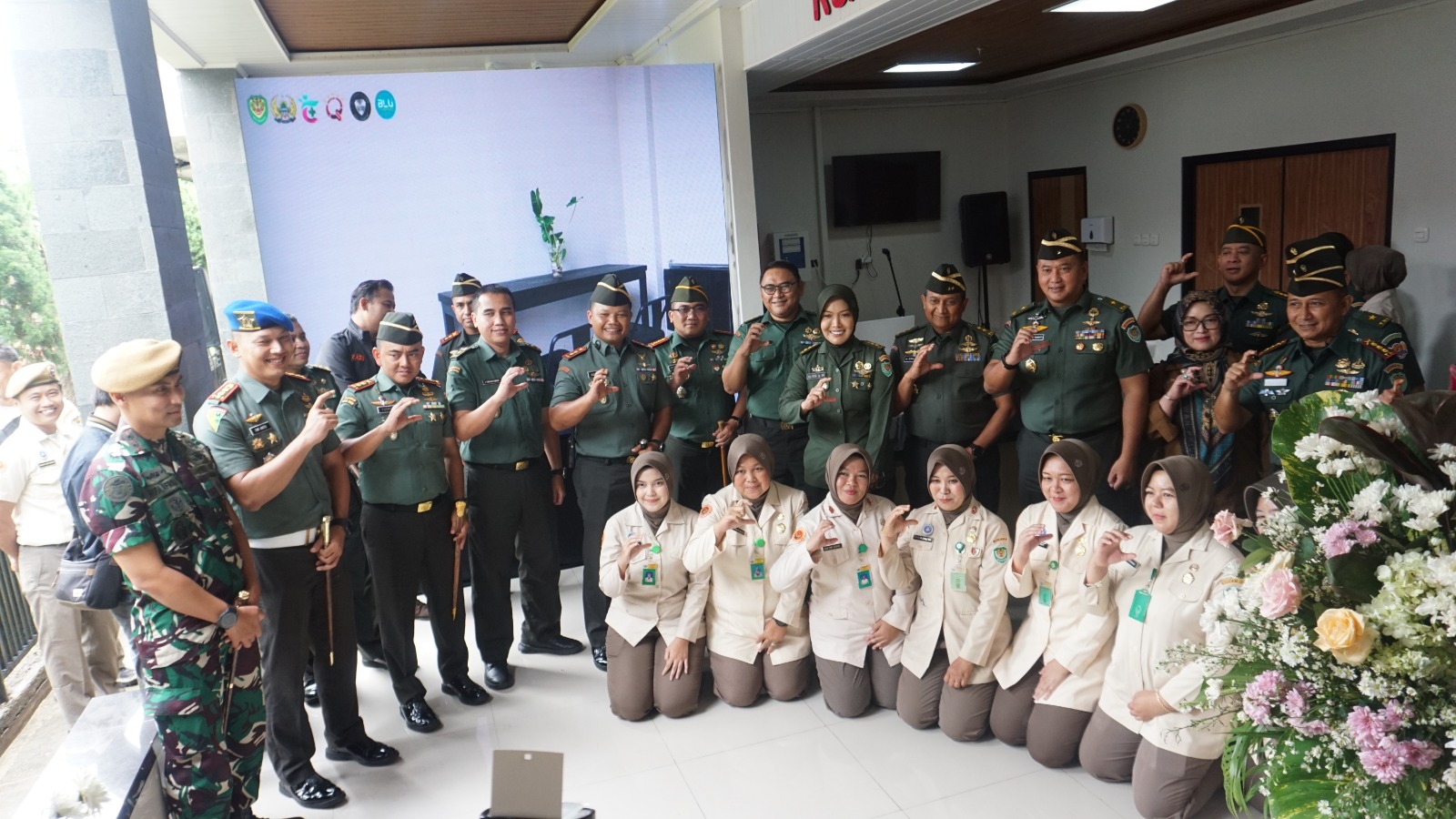 Kapuskesad tinjau langsung fasilitas KRIS di Ruang Wira